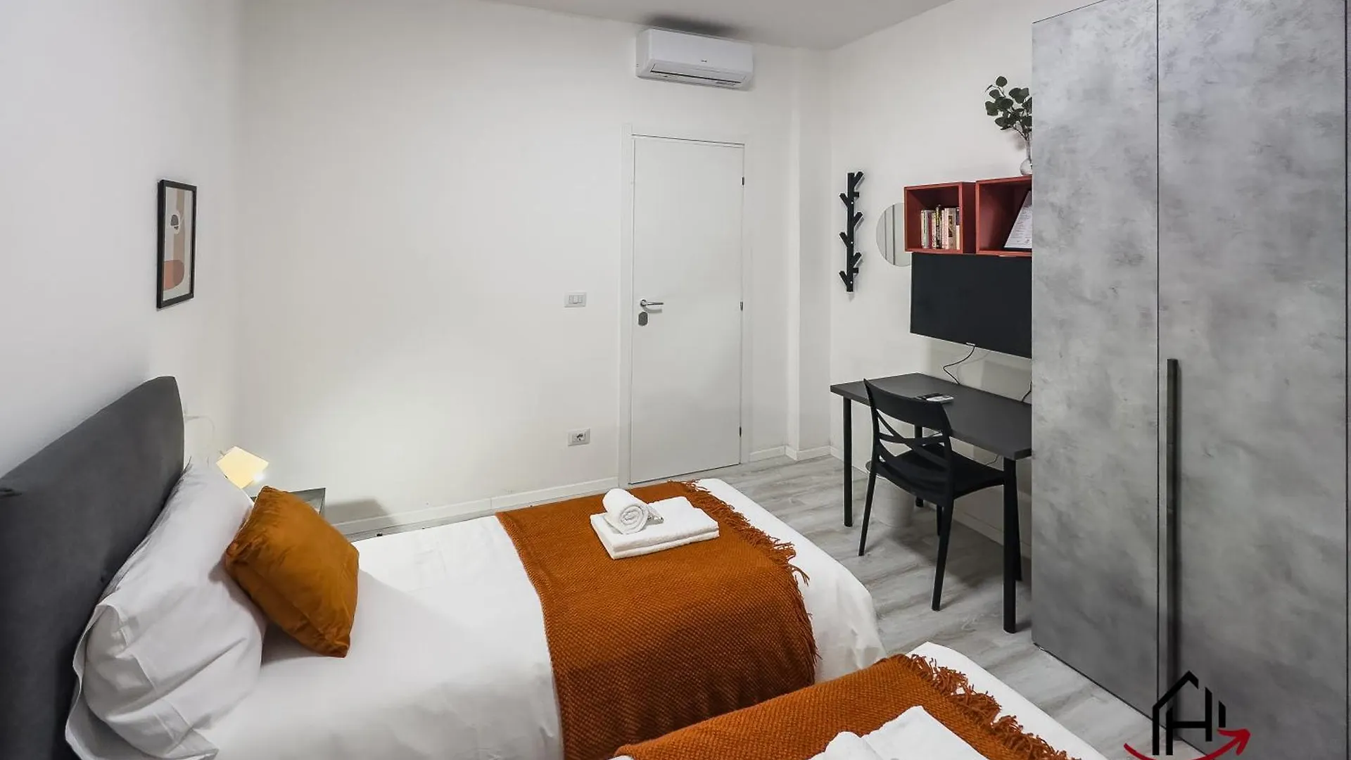 Elegant Apartment - Airport 5Min - Ac - Smart Tv Genoa